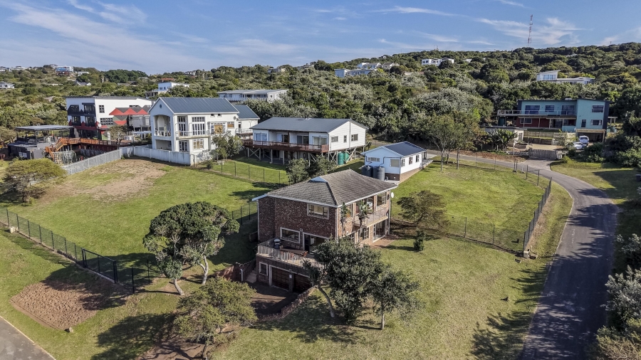 4 Bedroom Property for Sale in Cintsa East Eastern Cape